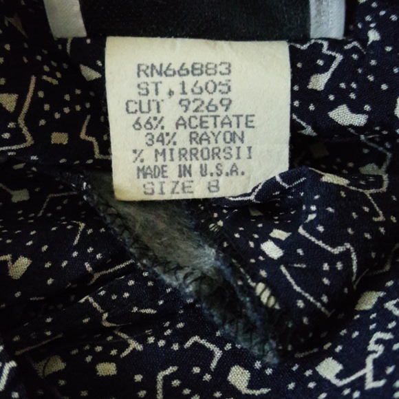 Mirrors Il Maxi Length Vintage Pleated Dress - Picture 10 of 12